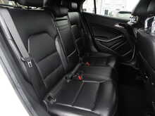 Mercedes-Benz GLA GLA220 CDI SE 