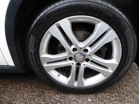 2.1 GLA220 CDI SE SUV 5dr Diesel 7G-DCT 4MATIC Euro 6 (s/s) (170 ps)