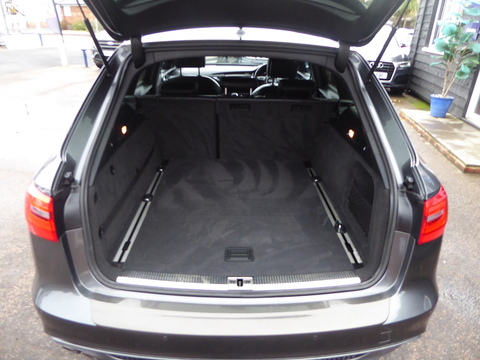 2.0 TDI Black Edition Estate 5dr Diesel Multitronic Euro 5 (s/s) (177 ps)