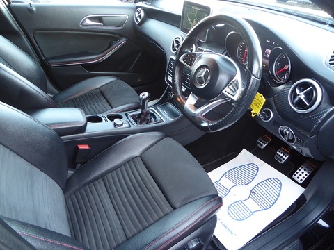 A200d AMG Line Hatchback 2.1 Manual Diesel