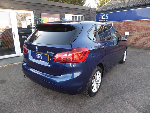 2.0 218d SE MPV 5dr Diesel Auto Euro 6 (s/s) (150 ps)