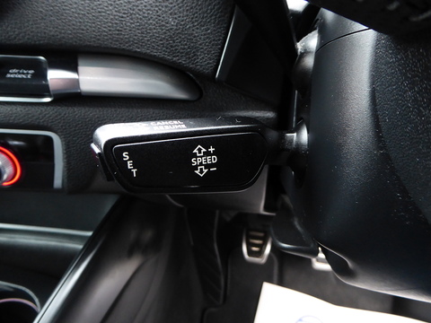 1.4 TFSI CoD S line Hatchback 3dr Petrol Manual Euro 6 (s/s) (150 ps)