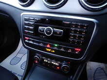 Mercedes-Benz GLA GLA220 CDI AMG Line 