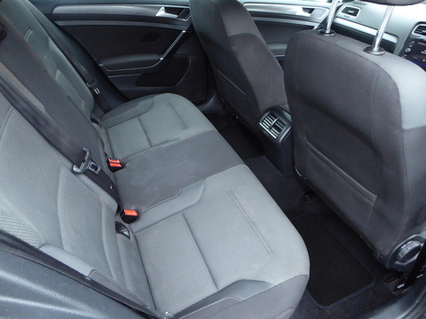 Se Navigation Tdi Bluemotion Technology 1.6 5dr Hatchback Manual Diesel