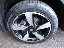 Nissan Qashqai DIG-T N-Connecta 