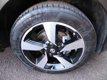 Nissan Qashqai DIG-T N-Connecta 