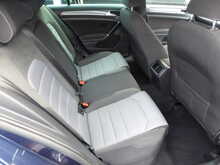 Volkswagen Golf TDI BlueMotion Tech R-Line Edition 