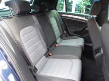 Volkswagen Golf TDI BlueMotion Tech R-Line Edition 