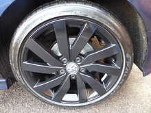 Volkswagen Golf TDI BlueMotion Tech R-Line Edition 