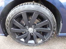 Volkswagen Golf TDI BlueMotion Tech R-Line Edition 