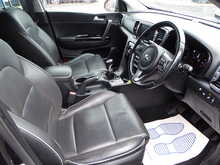 Kia Sportage CRDi 4 
