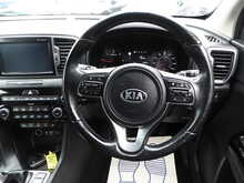 Kia Sportage CRDi 4 
