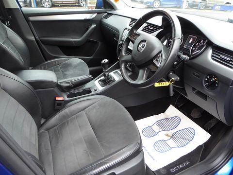 1.4 TSI Elegance Estate 5dr Petrol Manual Euro 5 (s/s) (140 ps)