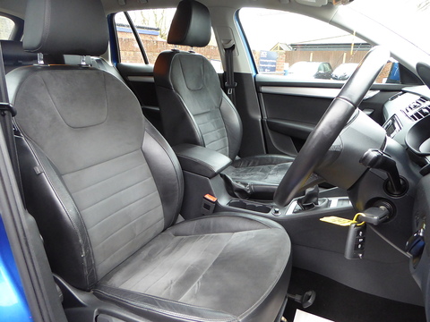 1.4 TSI Elegance Estate 5dr Petrol Manual Euro 5 (s/s) (140 ps)