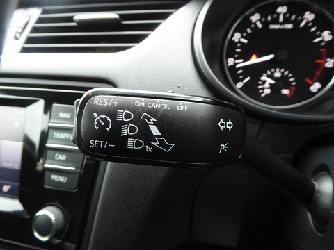 1.4 TSI Elegance Estate 5dr Petrol Manual Euro 5 (s/s) (140 ps)