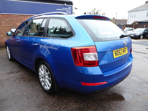1.4 TSI Elegance Estate 5dr Petrol Manual Euro 5 (s/s) (140 ps)