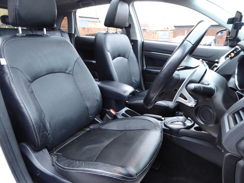 2.2 DI-D 4 SUV 5dr Diesel Auto 4WD Euro 6 (147 ps)