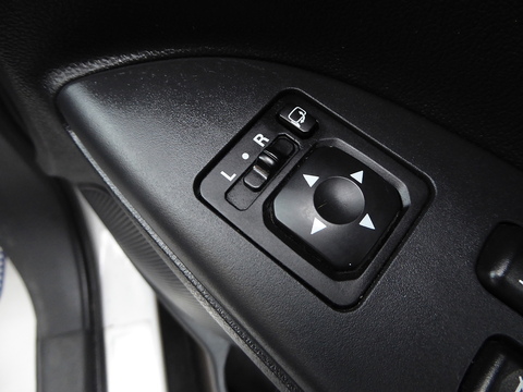 2.2 DI-D 4 SUV 5dr Diesel Auto 4WD Euro 6 (147 ps)