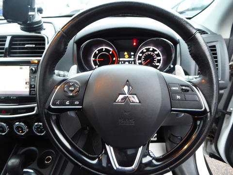 2.2 DI-D 4 SUV 5dr Diesel Auto 4WD Euro 6 (147 ps)