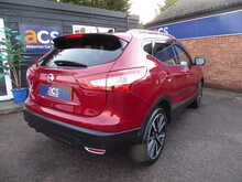 Nissan Qashqai DIG-T Tekna 
