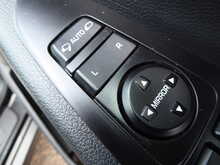 Hyundai TUCSON CRDi Premium SE 