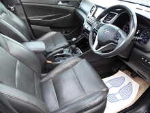 Hyundai TUCSON CRDi Premium SE 