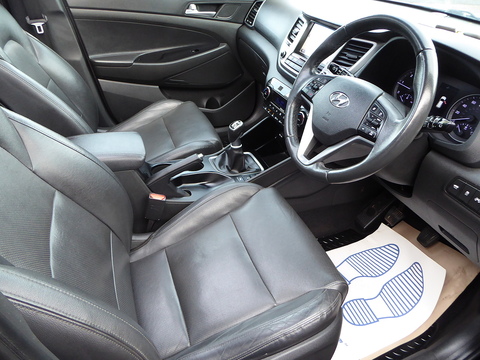 2.0 CRDi Premium SE SUV 5dr Diesel Manual 4WD Euro 6 (136 ps)