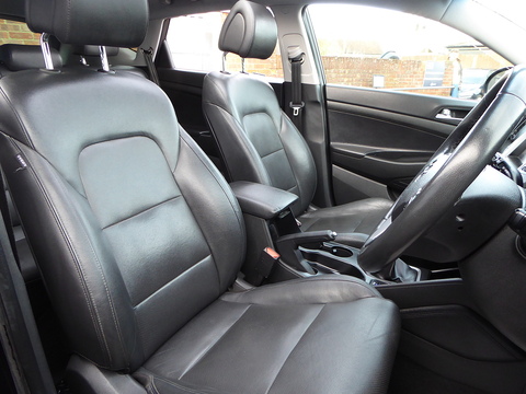 2.0 CRDi Premium SE SUV 5dr Diesel Manual 4WD Euro 6 (136 ps)