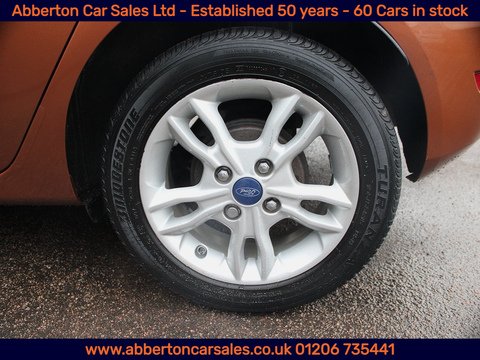 Zetec Hatchback 1.2 Manual Petrol