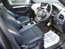 Audi Q3 TFSI CoD S line Edition 