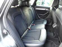 Audi Q3 TFSI CoD S line Edition 