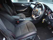 Mercedes-Benz CLA CLA220d AMG Sport 