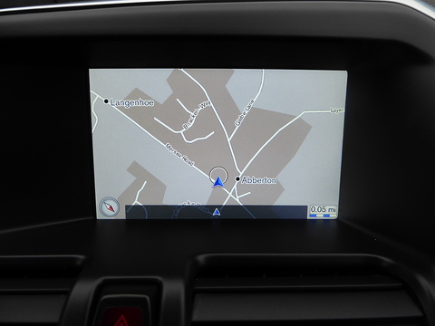 2.4 D5 R-Design Nav SUV 5dr Diesel Auto AWD Euro 6 (s/s) (220 ps)