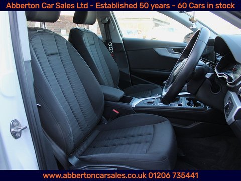 SE Saloon 2.0 Diesel Manual