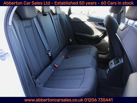 SE Saloon 2.0 Diesel Manual