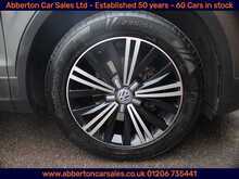 Volkswagen Tiguan TSI BlueMotion Tech SE Navigation 