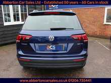 Volkswagen Tiguan TDI BlueMotion Tech SE Navigation 