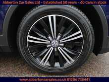 Volkswagen Tiguan TDI BlueMotion Tech SE Navigation 