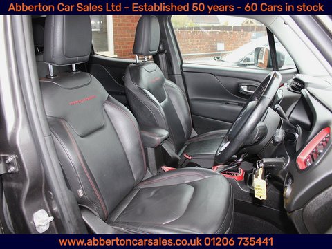 2.0 MultiJetII Trailhawk SUV 5dr Diesel Auto 4WD Euro 6 (s/s) (170 ps)