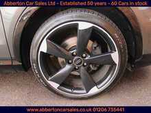 Audi Q3 TFSI CoD Black Edition 