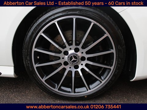 2.1 A220d WhiteArt (Premium Plus) Hatchback 5dr Diesel 7G-DCT Euro 6 (s/s) (177 ps)