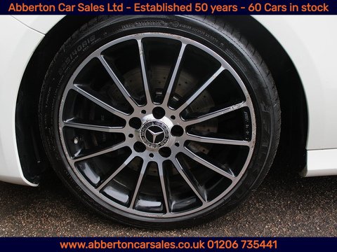 2.1 A220d WhiteArt (Premium Plus) Hatchback 5dr Diesel 7G-DCT Euro 6 (s/s) (177 ps)