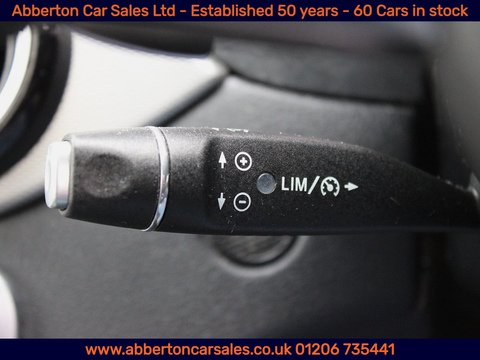 2.1 A220d WhiteArt (Premium Plus) Hatchback 5dr Diesel 7G-DCT Euro 6 (s/s) (177 ps)