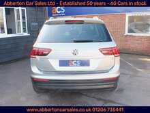 Volkswagen Tiguan TSI SE 