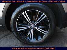 Volkswagen Tiguan TSI SE 