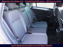 Volkswagen Tiguan TSI SE 