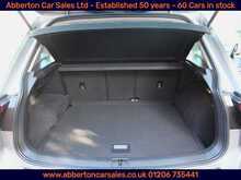 Volkswagen Tiguan TSI SE 