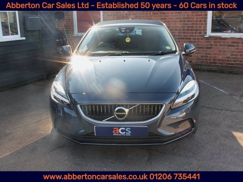 2.0 D2 Momentum Nav Plus Hatchback 5dr Diesel Manual Euro 6 (s/s) (120 ps)