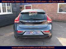 Volvo V40 D2 Momentum Nav Plus 