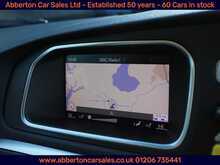 Volvo V40 D2 Momentum Nav Plus 